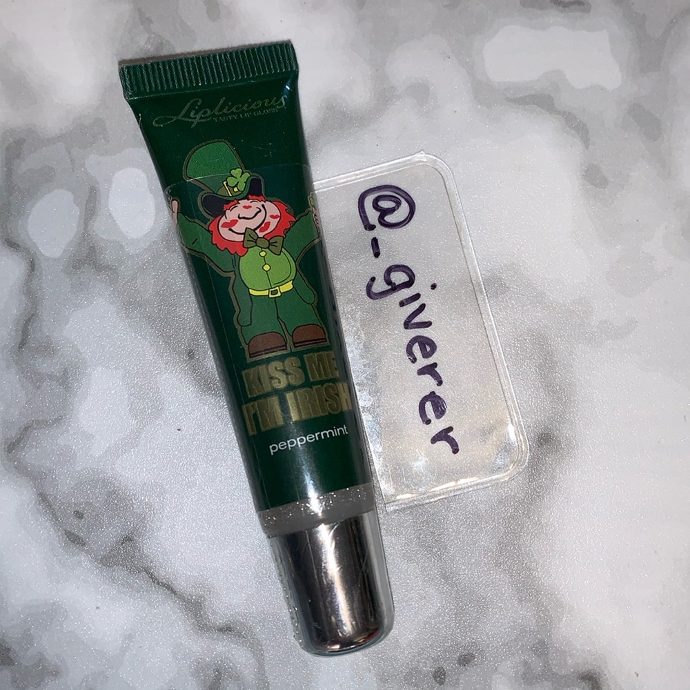 Sealed KISS ME I’M IRISH Peppermint Liplicious Gloss Bath & Body Works